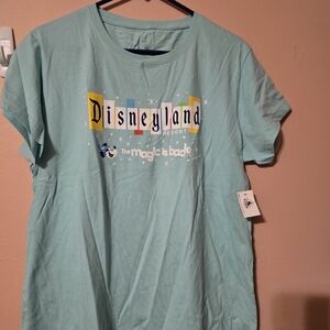Disneyland The Magic is Back DISNEYLAND marquee Sign  T Shirt Size xL. New with